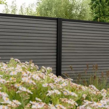 NewTechWood Co-extrusie composiet scherm Triple, 180 x 180 cm, Silver Gray.