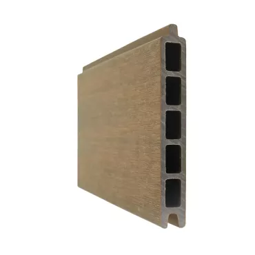 NewTechWood co-extrusie composiet schermplank, 2,1 x 15 x 180 cm, Red Cedar.